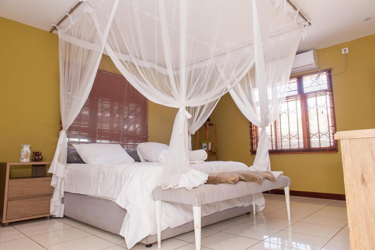 Casa da Noleen Matola Esterno foto